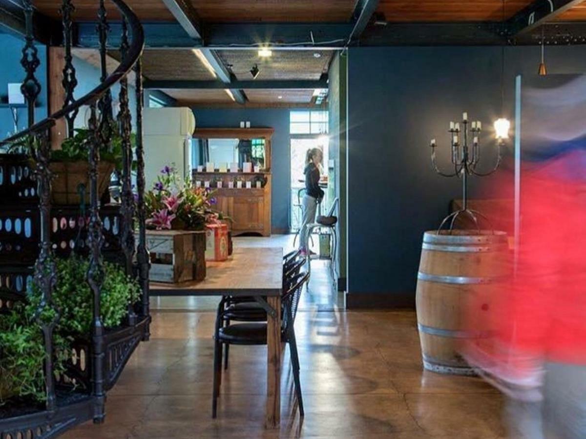 The Narrows Landing Hotel Hamilton Extérieur photo